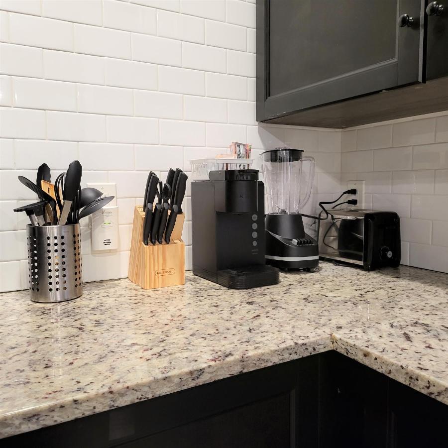 Vibrant Vacation Escape With Fast Wifi And King Bed Close To Downtown Houston! Exterior photo